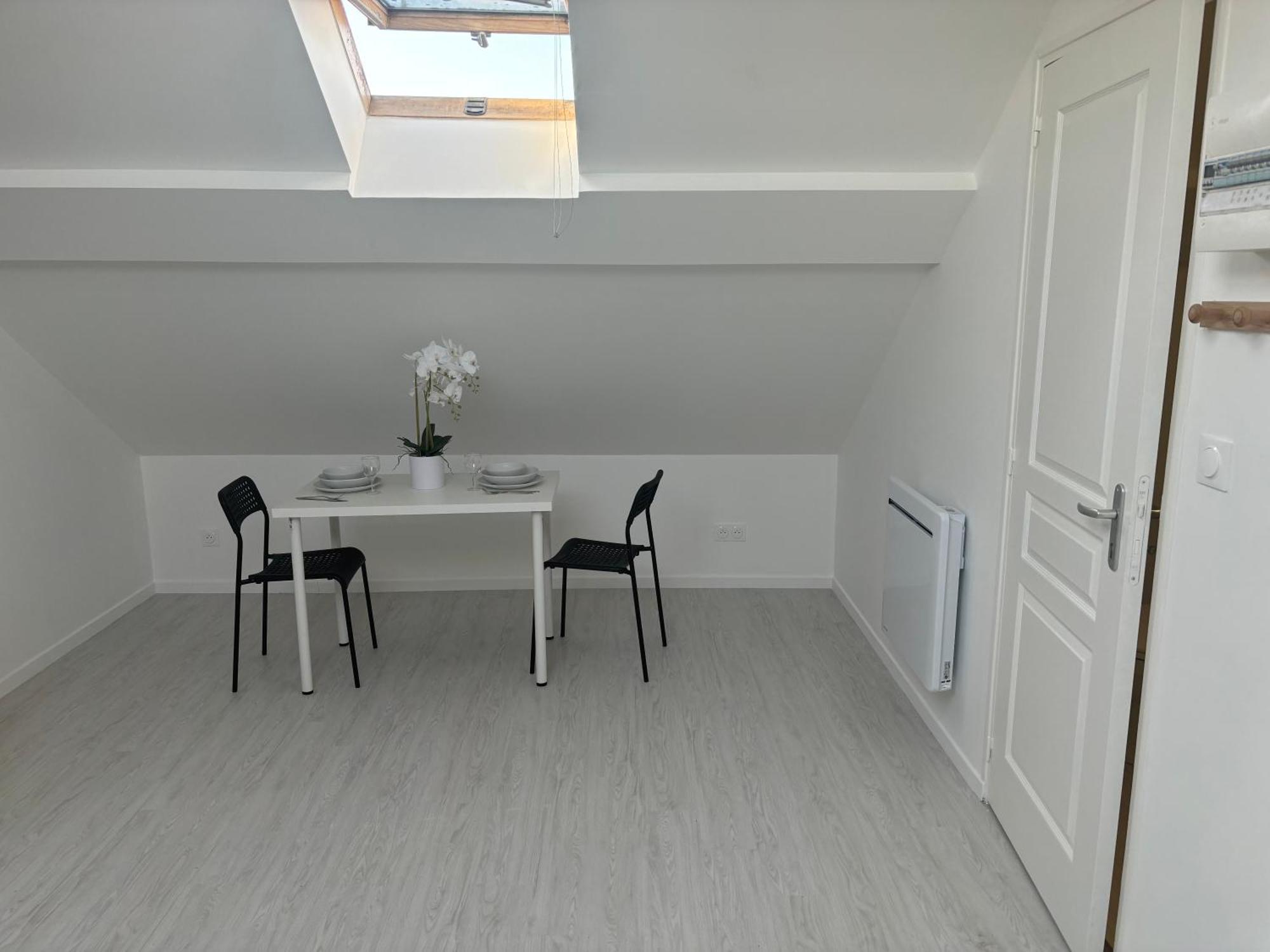Apartament Le Peronne-5 Cambrai Zewnętrze zdjęcie